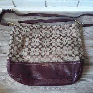 Coach Park Signature Hobo Bag F23279